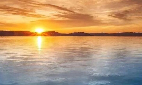 驰而不息纠治顽疾